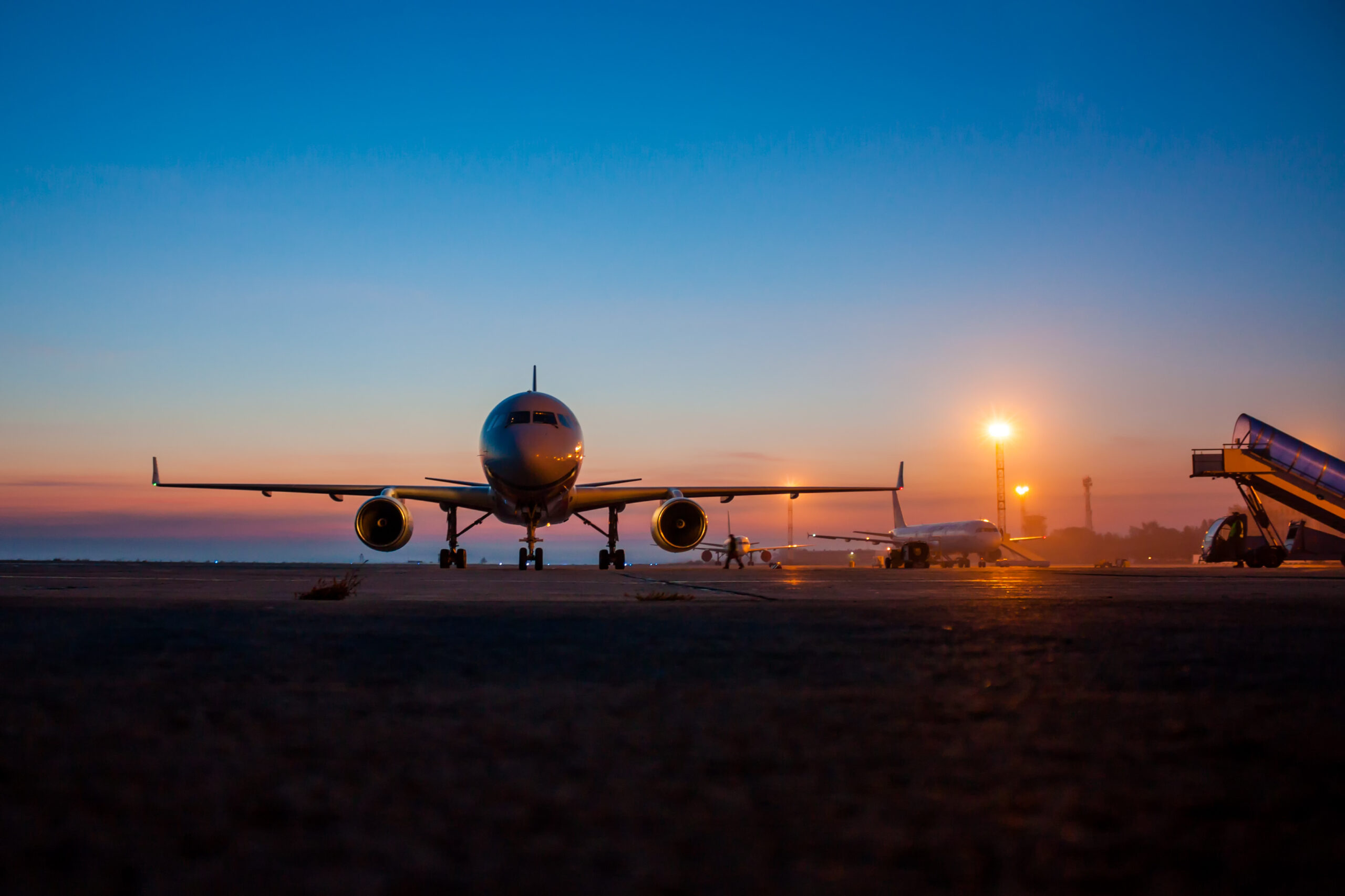 航空会社チャーター事業